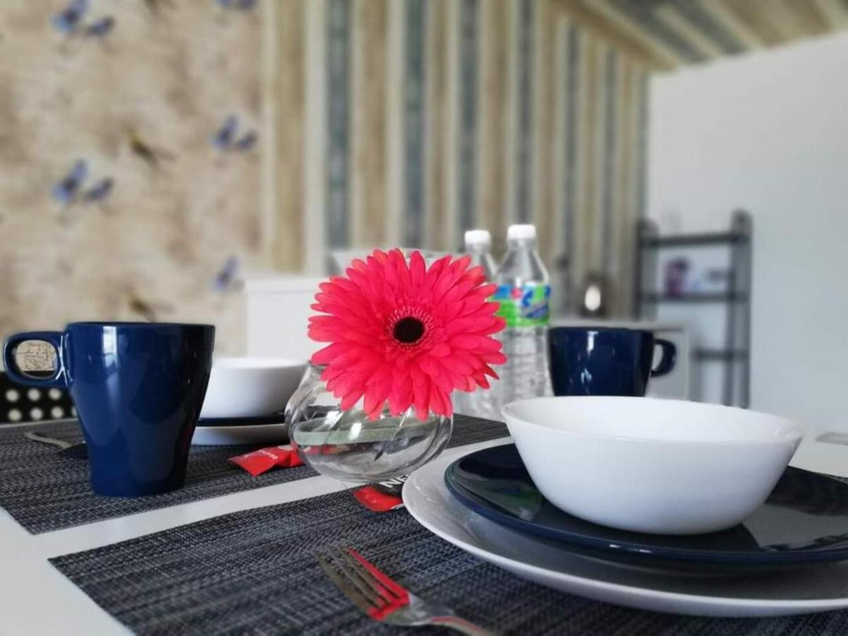 Peanut Butter Homestay - Trefoil Setia Alam Shah Alam Exteriér fotografie