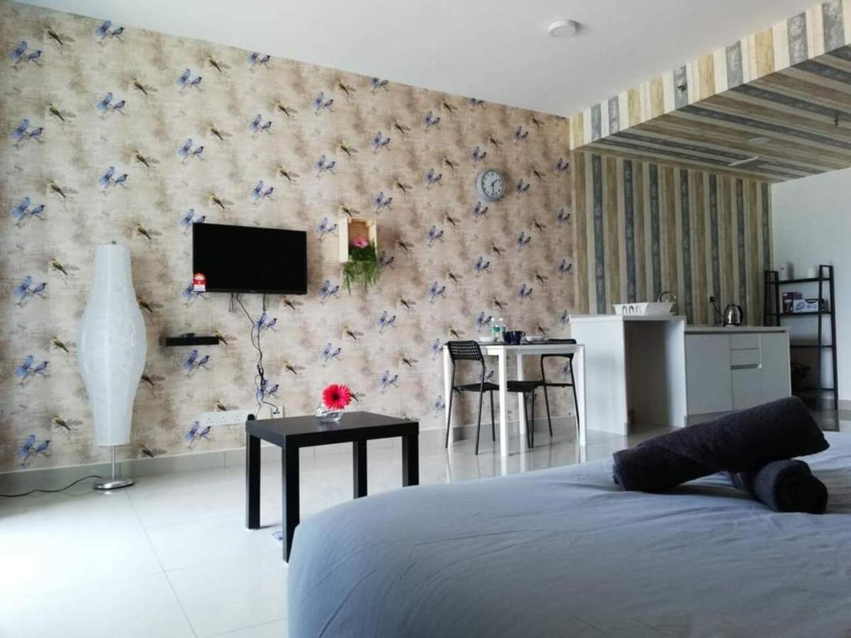 Peanut Butter Homestay - Trefoil Setia Alam Shah Alam Exteriér fotografie