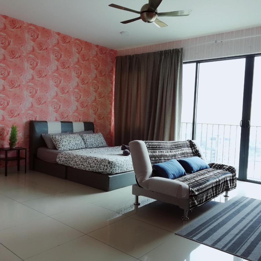 Peanut Butter Homestay - Trefoil Setia Alam Shah Alam Exteriér fotografie